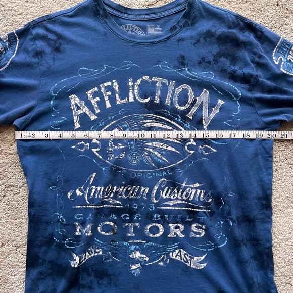 Vintage Y2K Affliction Graphic Tee Size Medium - Picture 5 of 8